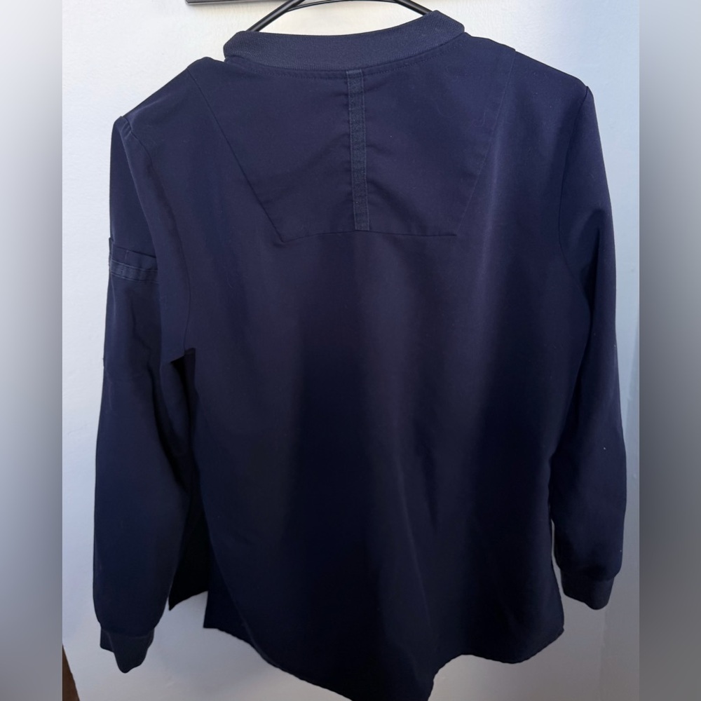 Figs scrub jacket - Picture 2 of 6